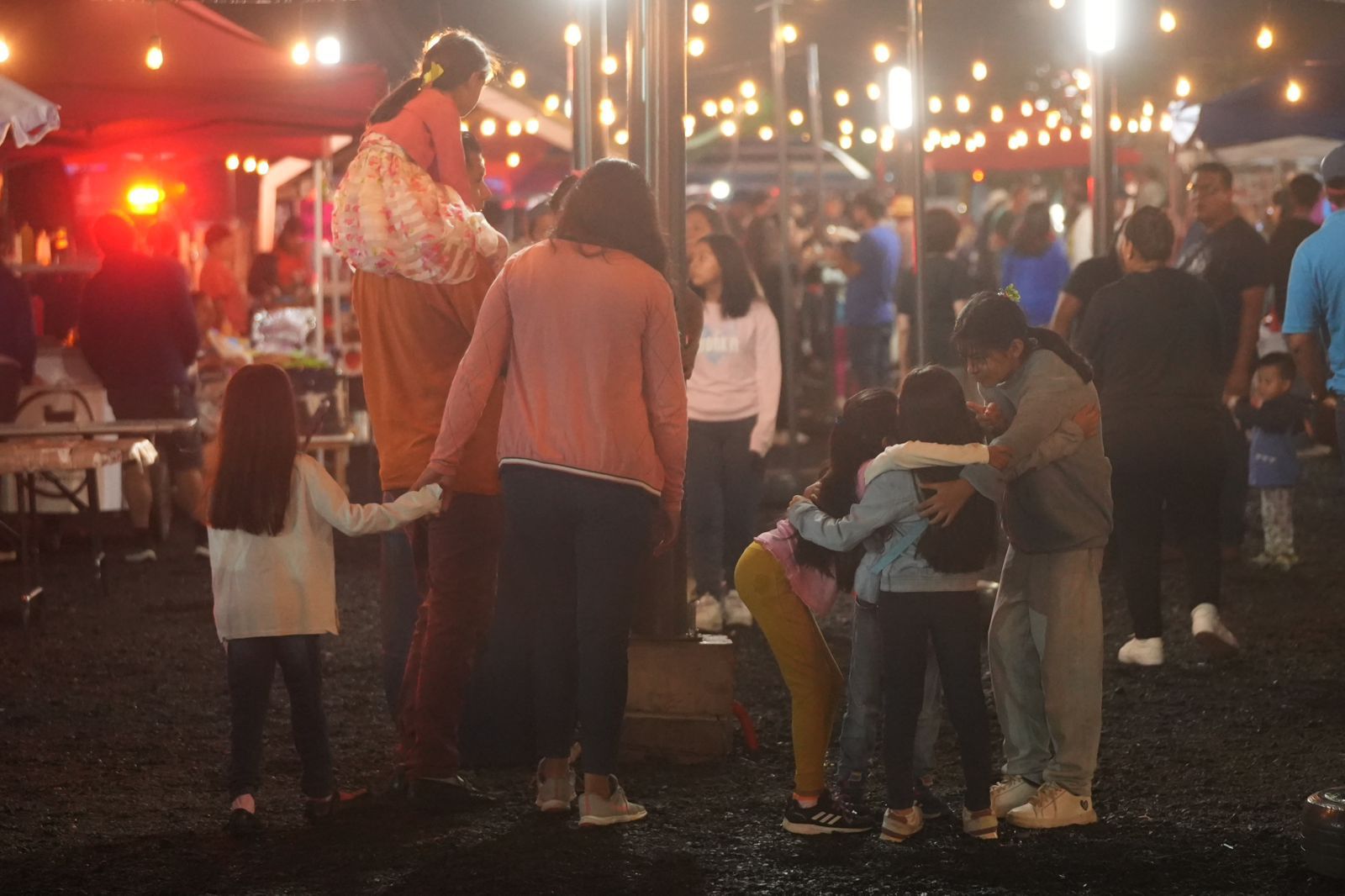 Mercadito Comunitario Ed Dia del Padre 02