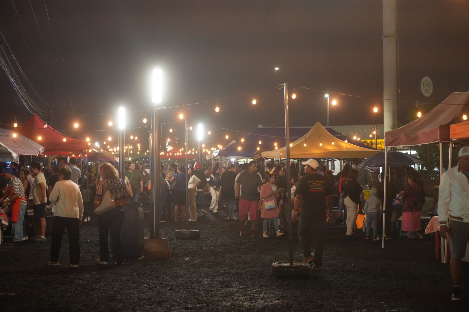 Mercadito Comunitario Ed Dia del Padre 03