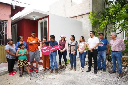 Entrega Erick Ruíz primeros cuartos dormitorio 05